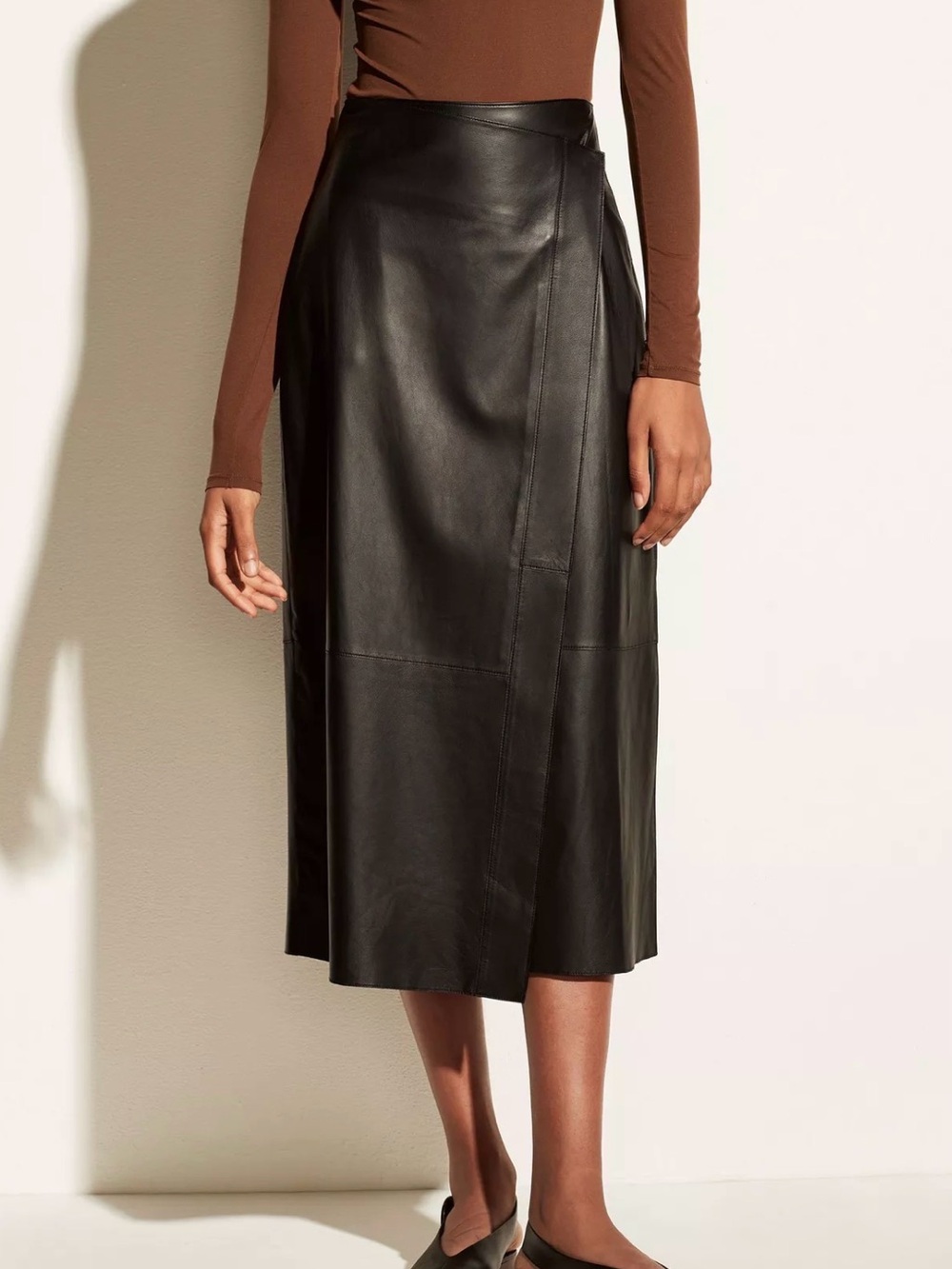 NEW Vince Black Leather Wrap Skirt, size 0